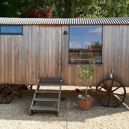 Villa Hut64 Alderbury Esterno foto