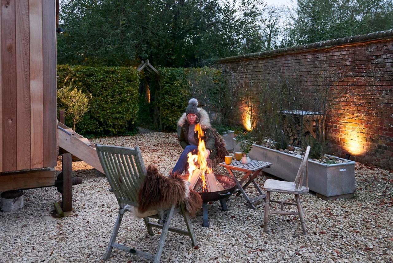 Villa Hut64 Alderbury Esterno foto