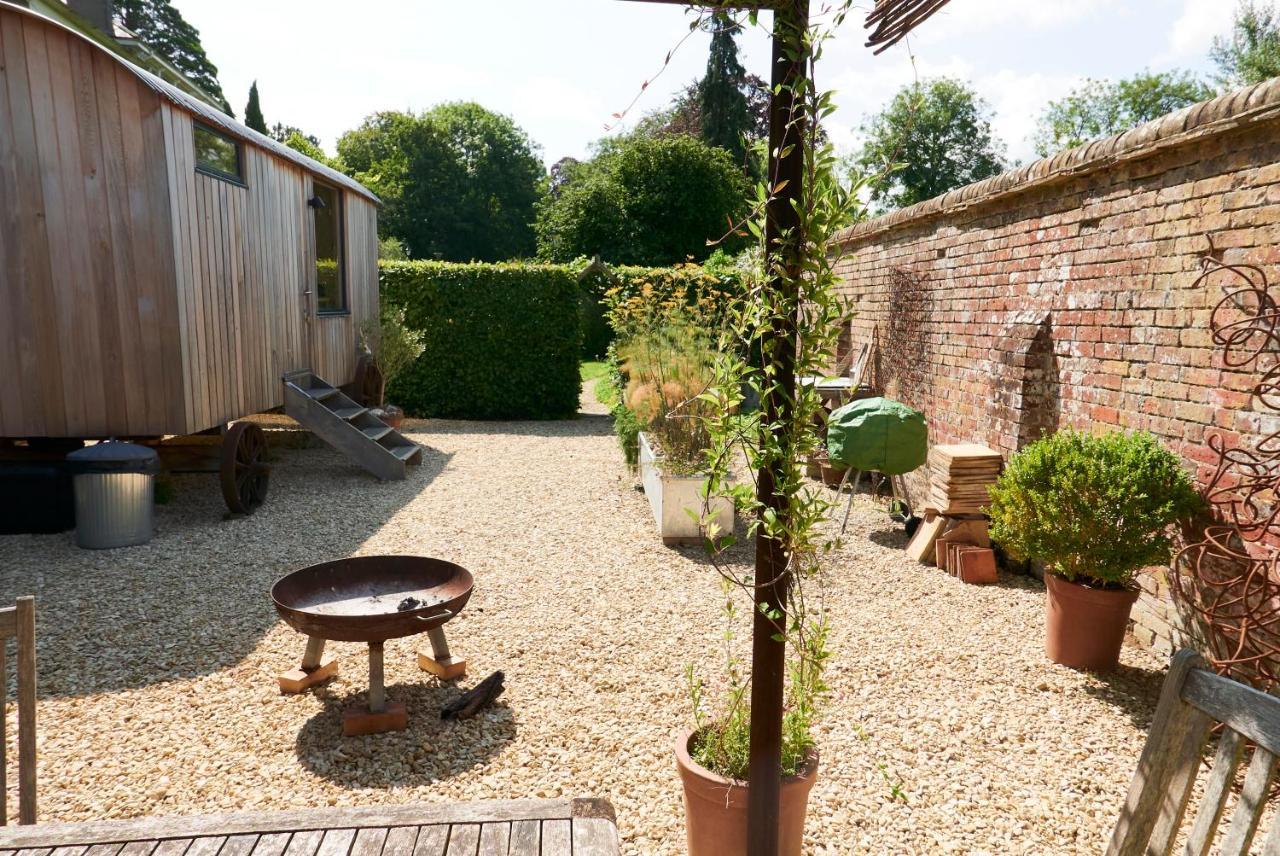 Villa Hut64 Alderbury Esterno foto